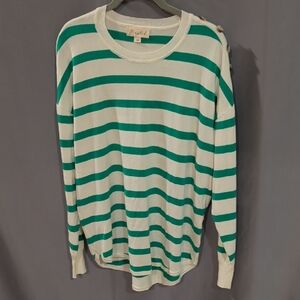 Marled Green and White Sweater M
